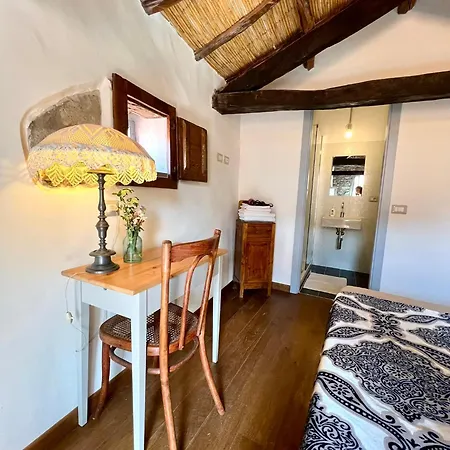 Rum i privatbostad Antico Sogno Bosa