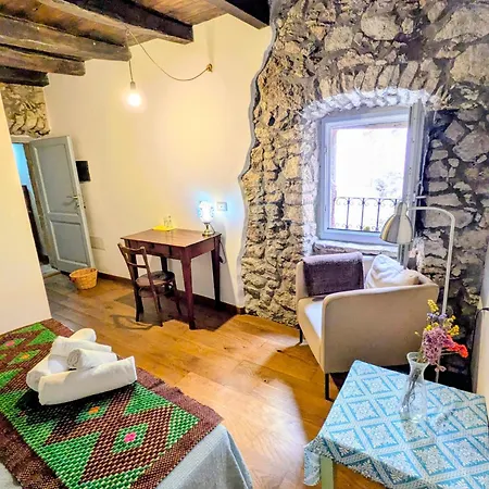 Alloggio in famiglia Antico Sogno *